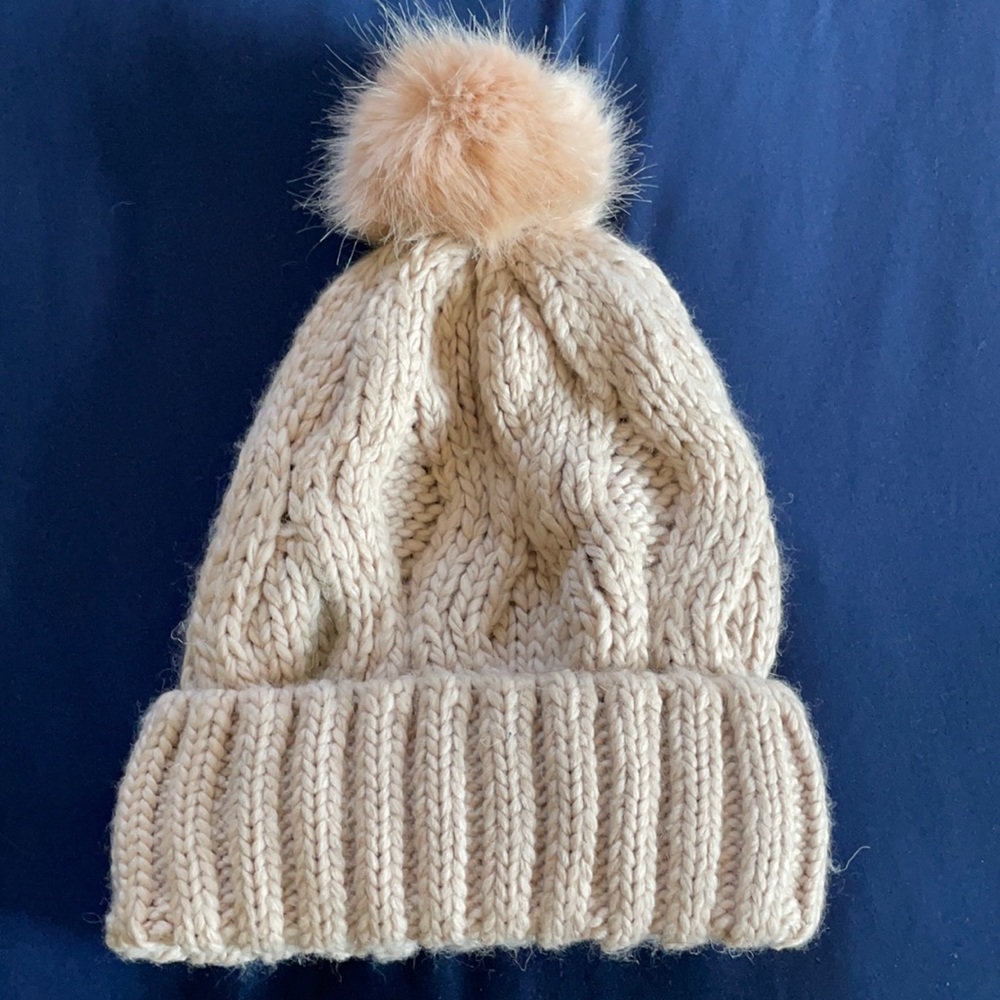 H&M blush knit hat with Pom Pom